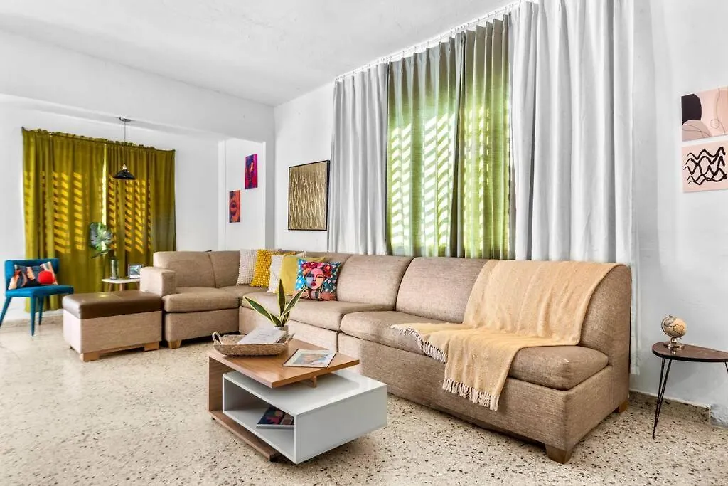 Luxury 4Br For 14-& Jacuzzi 6 Min Beach & Airport 圣胡安