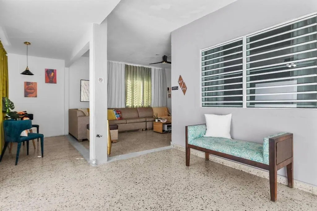 Luxury 4Br For 14-& Jacuzzi 6 Min Beach & Airport 圣胡安