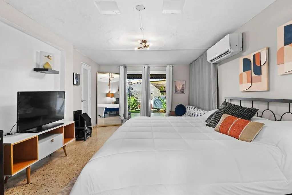 Luxury 4Br For 14-& Jacuzzi 6 Min Beach & Airport 圣胡安